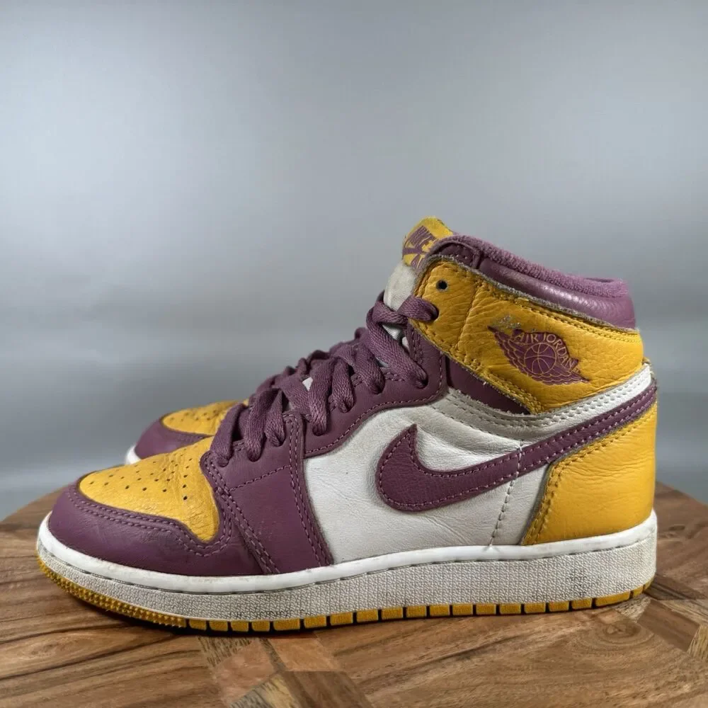 Nike Air Jordan‎ 1 Retro High OG Brotherhood (GS) Youth Size 4Y 575441-706